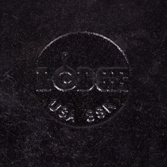 Lodge Cast Iron Skillet 10" Frying Pan Camping Cookware Camper Cooking Black - Picture 3 of 6